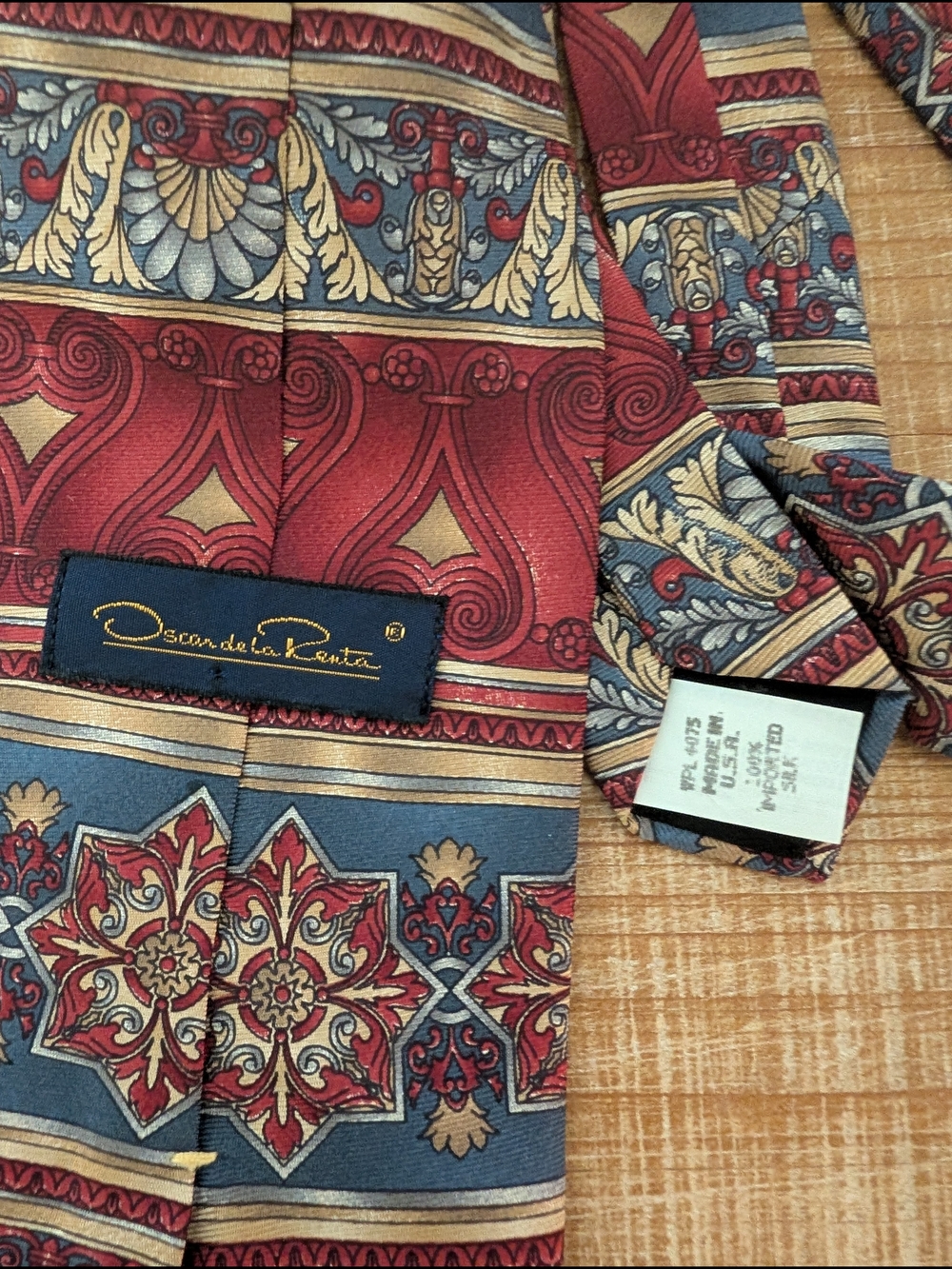 Oscar de la Renta Red, Blue & Gold Ornate Silk Tie